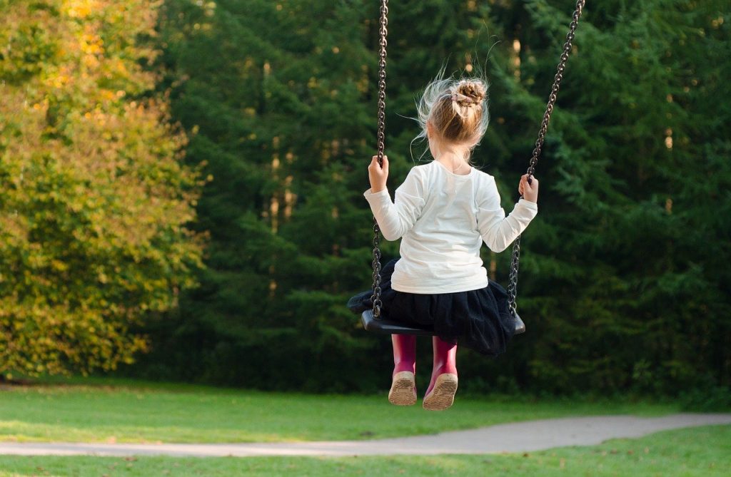 Ortopedici italiani: i bambini tornino all'aria aperta