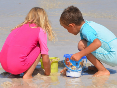 Bambini in vacanza: attenzione a traumi e cadute